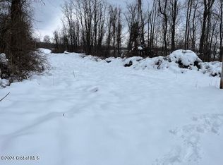 L29116 N Green Rd, Fultonville, NY 12072