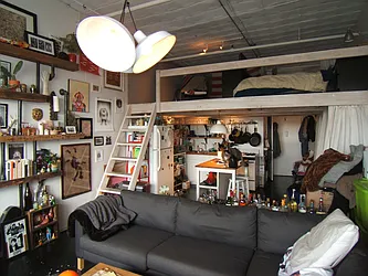 Rented by Joel Weisz, LREB