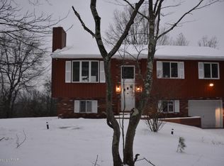 2167 Autumn Ct, East Stroudsburg, PA 18302