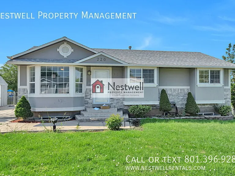 220 W 90 N — Photo 1