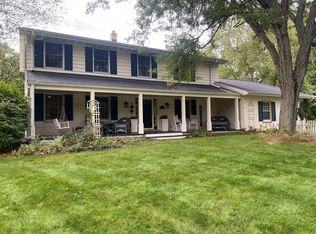 826 Criglas Rd, Wales, WI 53183