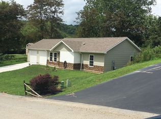 15 Rush Ln, Waynesburg, PA 15370