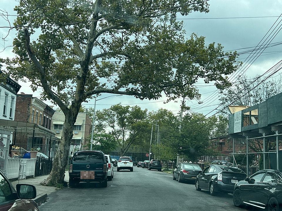 2nd image of 243 Amboy St