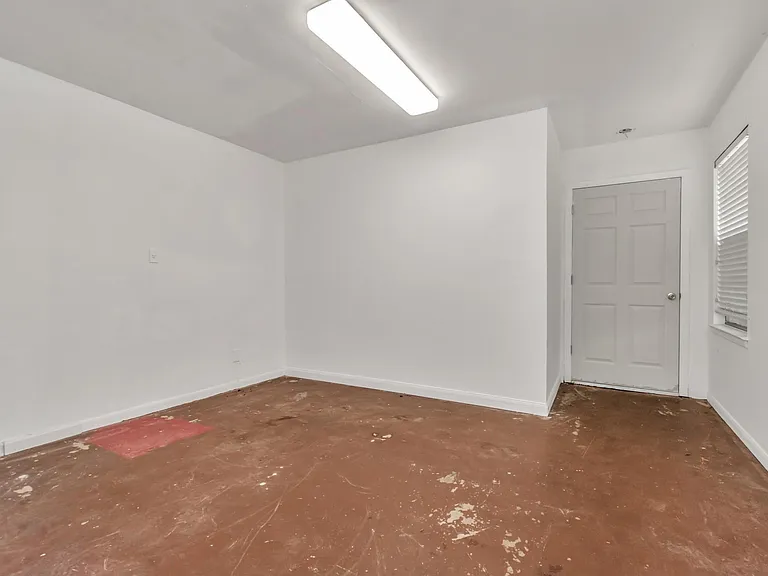 602 Everett St — Photo 31