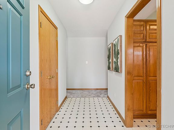 4th image of 9497 Magnoliawood Dr