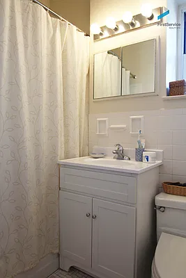 Rented by FirstService Realty (legacy) | media 7