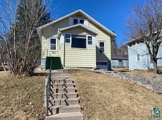 1127 E 11th St, Duluth, MN 55805