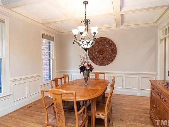 4th image of 1025 Vinson View Ct