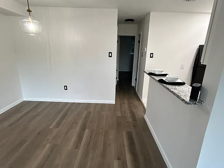 290 Greenough St #2 — Photo 3