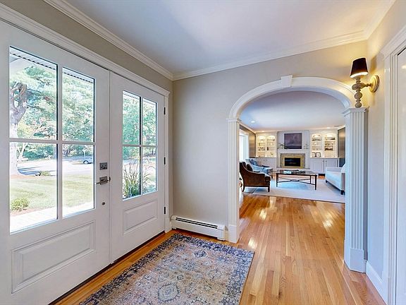 4th image of 29 Farrwood Dr