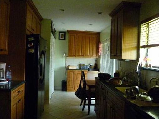 5th image of 307 Lakeside Ct