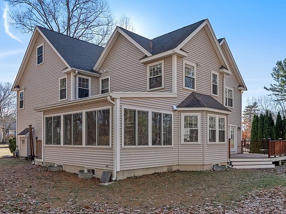 4th image of 16 Castle Rd