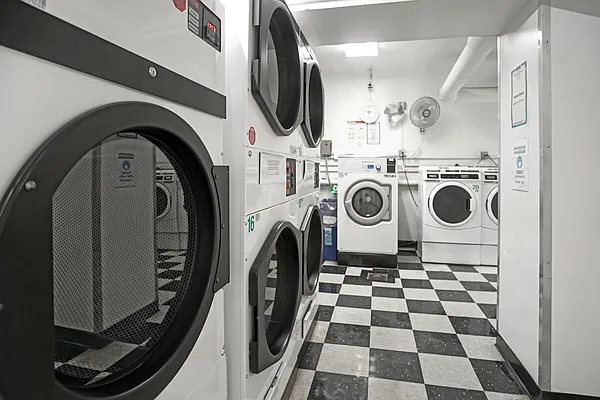 Sold by Compass | media 37