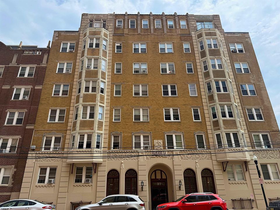 1st image of 37 S Iowa Ave APT 4E