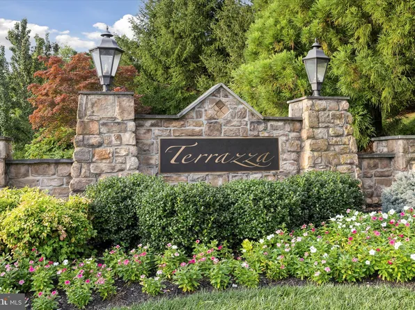 444 Cornerstone Dr #444, Newtown Square, PA 19073