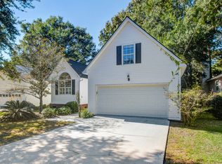 843 Harbor Place Dr, Charleston, SC 29412