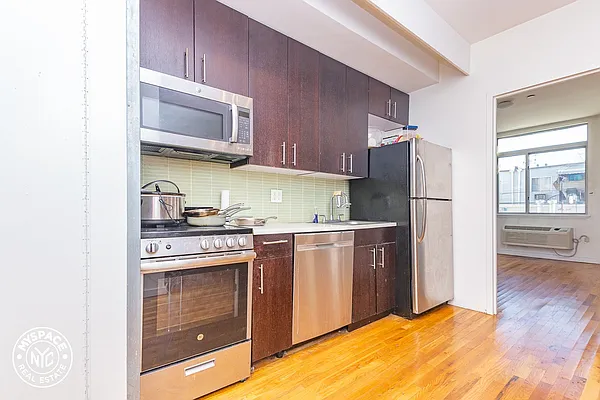 Rented by MySpaceNYC | media 58