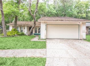 14724 Oak Vine Dr, Lutz, FL 33559