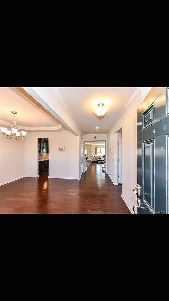 Building Photo - 3901 Kestrel Ln