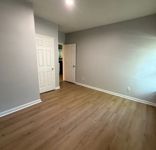 612 Wise Ave — Photo 4