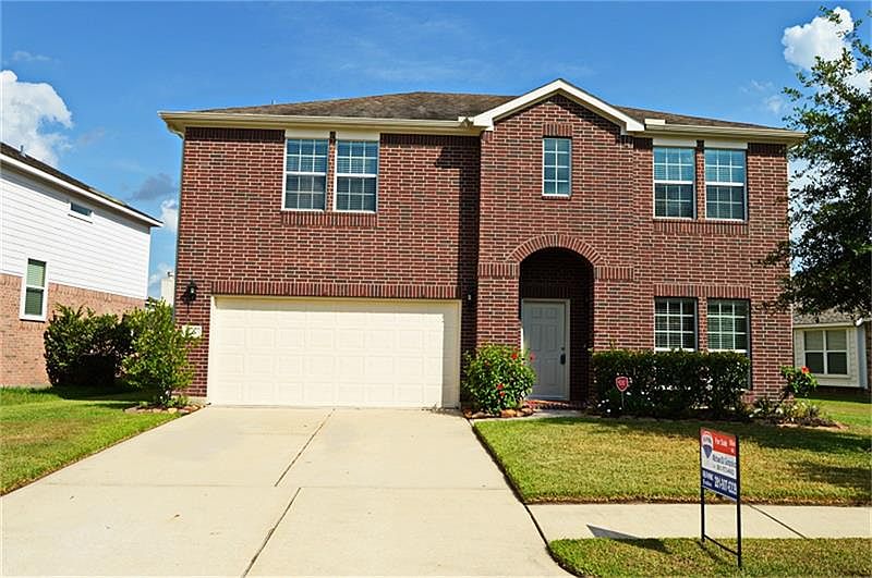 1st image of 30310 Emerson Creek Dr