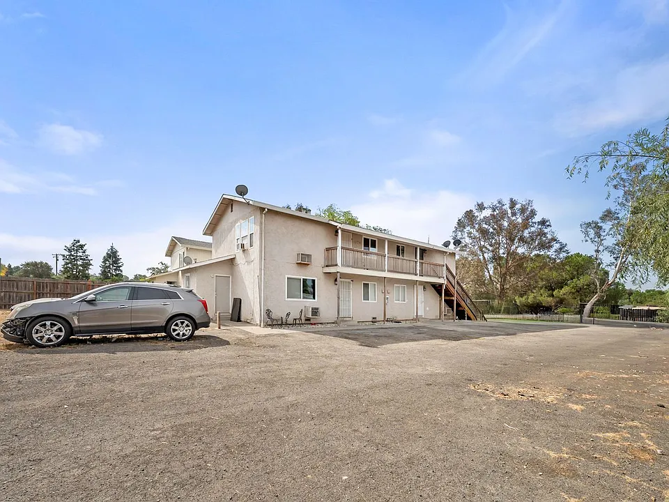 6044 Marysville Blvd #4