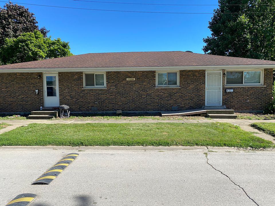 1st image of 14000 S Hoxie Ave #2
