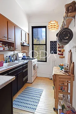Rented by Coda Real Estate NYC | media 10