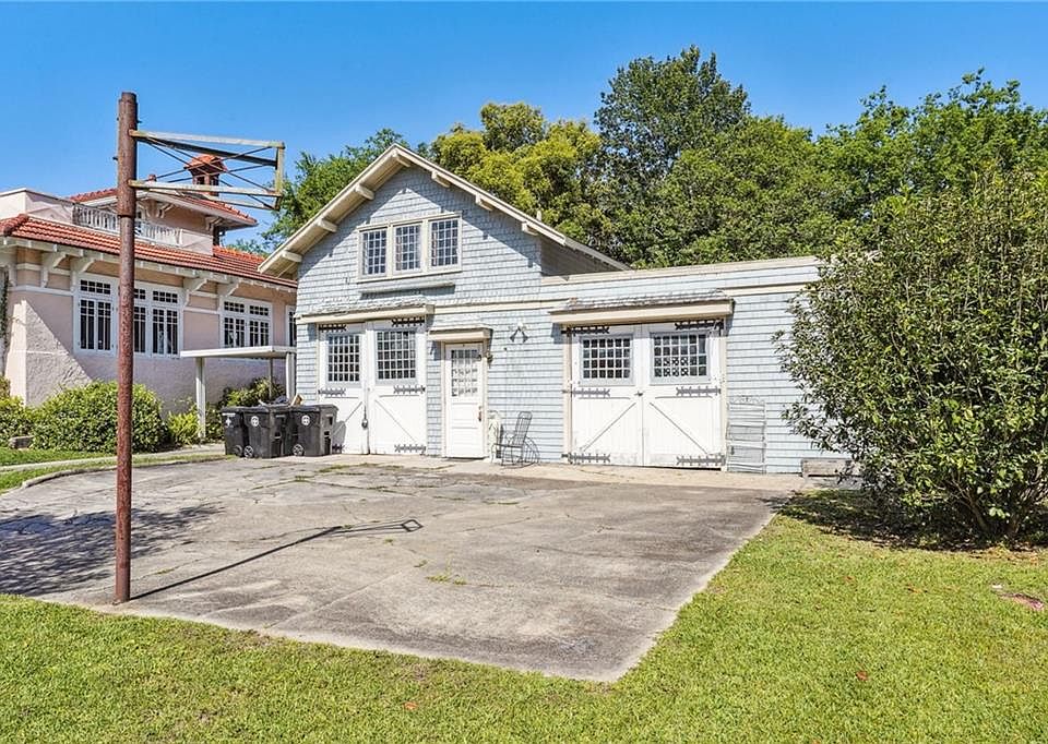 2nd image of 4417 Painters St