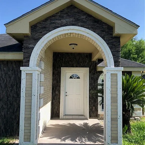 3506 Alice Ln — Photo 2