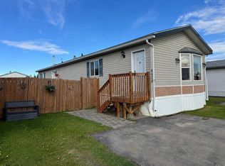 8620 NE 89th St, Grande Prairie, AB T8X1V7