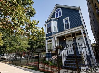3501 W Medill Ave, Chicago, IL 60647