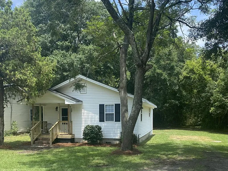 709 Pawley St — Photo 2