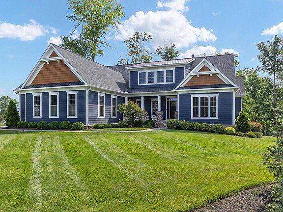 3rd image of 10505 Ridge Cove Ln