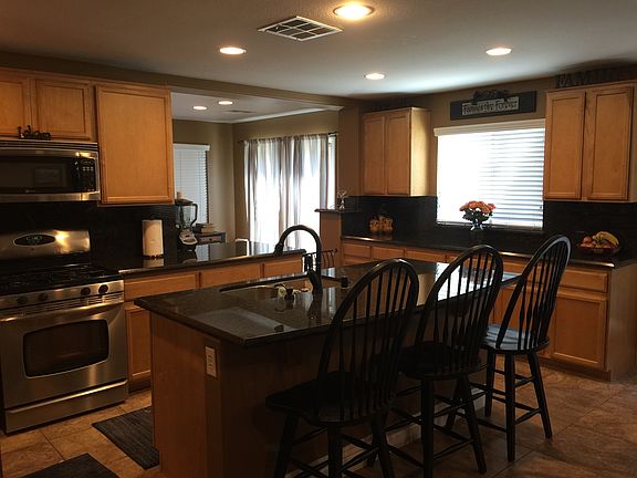 2nd image of 9272 Edgeworth Pl