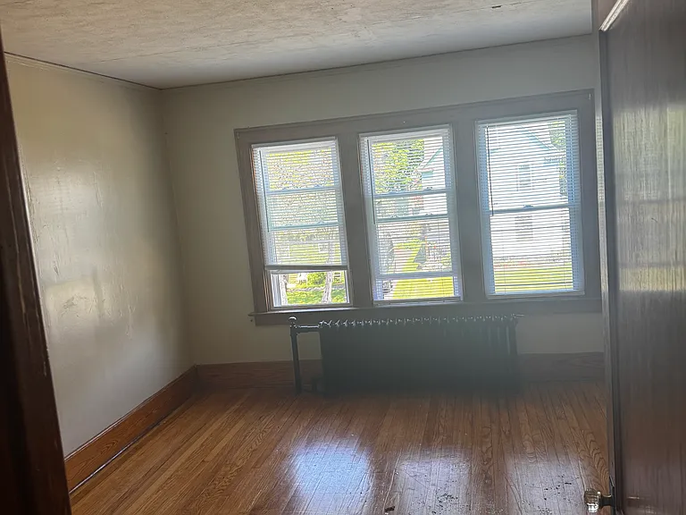 321 Primrose Ave #1 — Photo 3