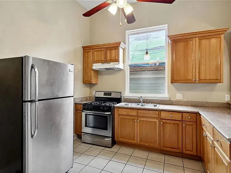 423 S Gayoso St — Photo 5