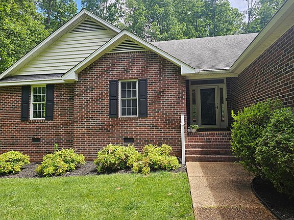 2nd image of 2591 Butterwood Cir
