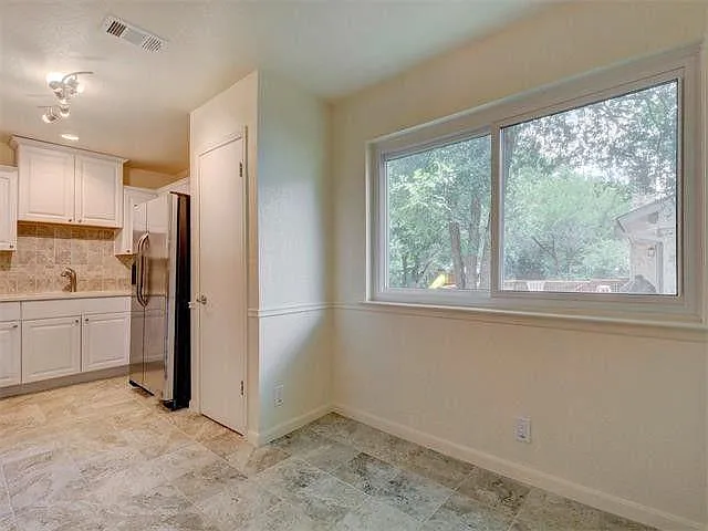 3414 Rain Forest Dr — Photo 12