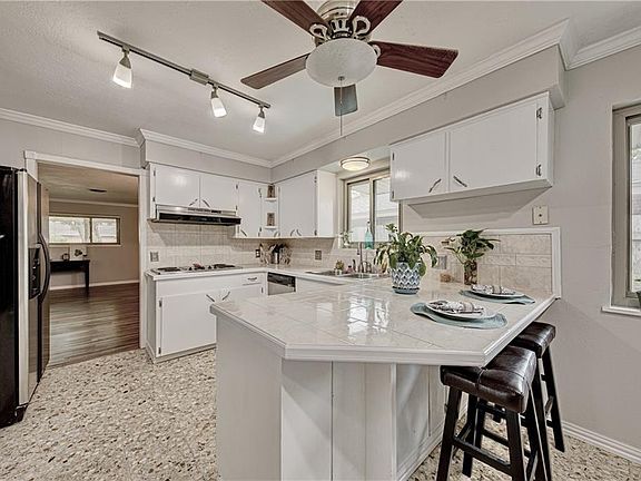 5th image of 513 Rawleigh Dr