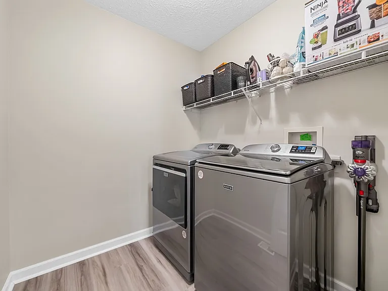 1092 Bobcat Dr — Photo 15