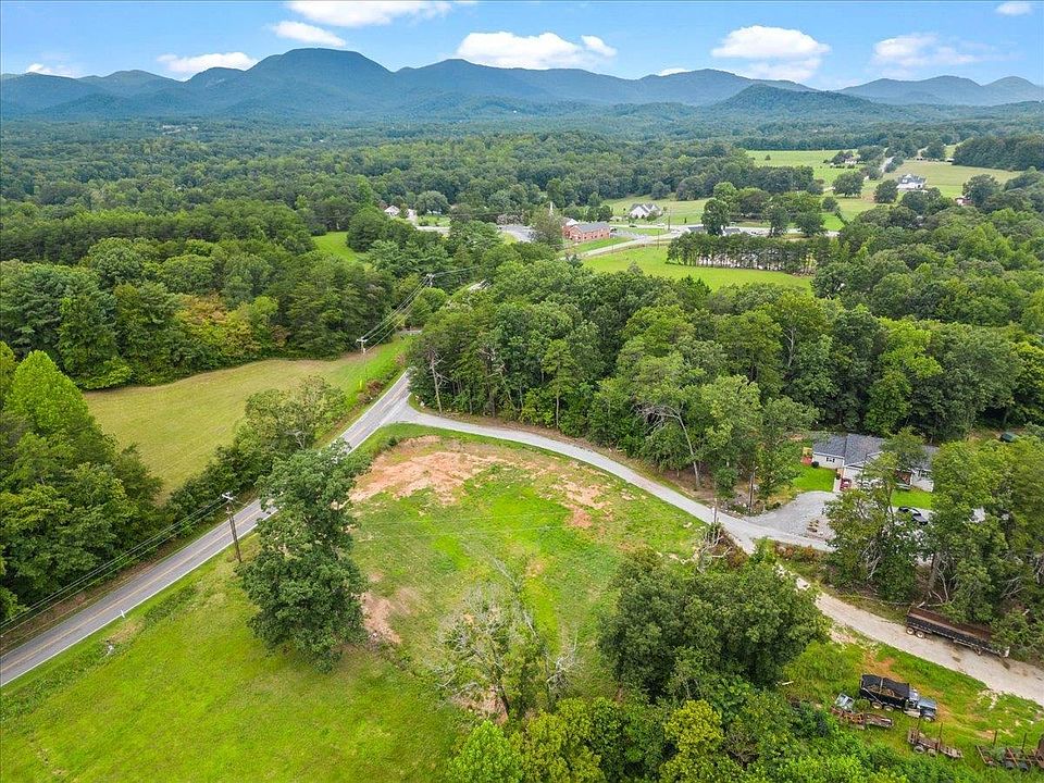 130 Acorn Dr, Landrum, SC 29356 Zillow