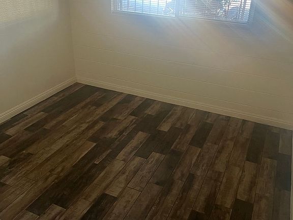 5th image of 3712 Royal Crest St Unit 10