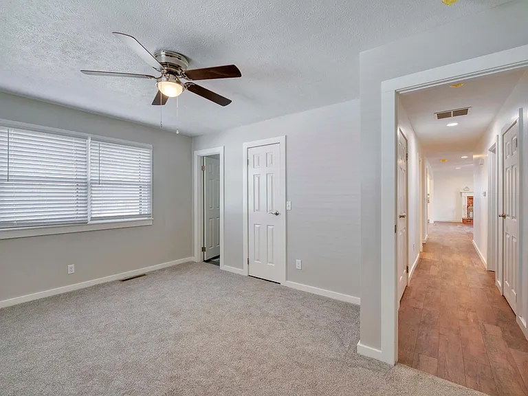 1356 E Rosebrier St — Photo 28