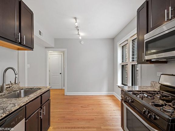 4th image of 4036 N Ashland Ave #Nw3