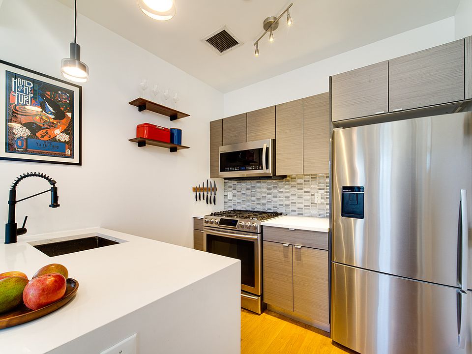 1st image of 135 Lefferts Pl APT 4A