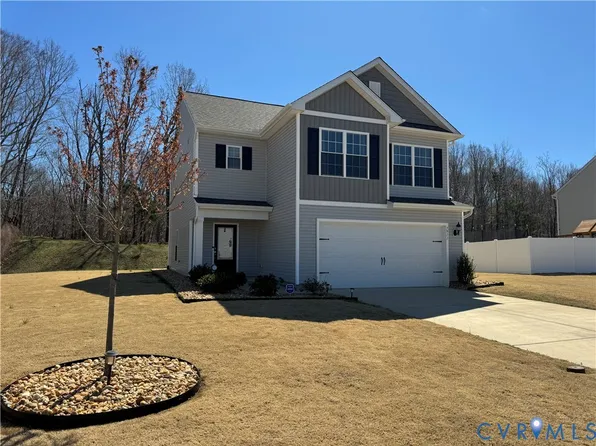 7911 Honeybee Ct, North Prince George, VA 23860