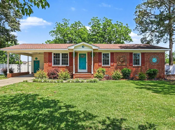 103 Weldon Dr, Dudley, NC 28333