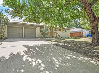 209 S Sheppard Dr, Euless, TX 76040