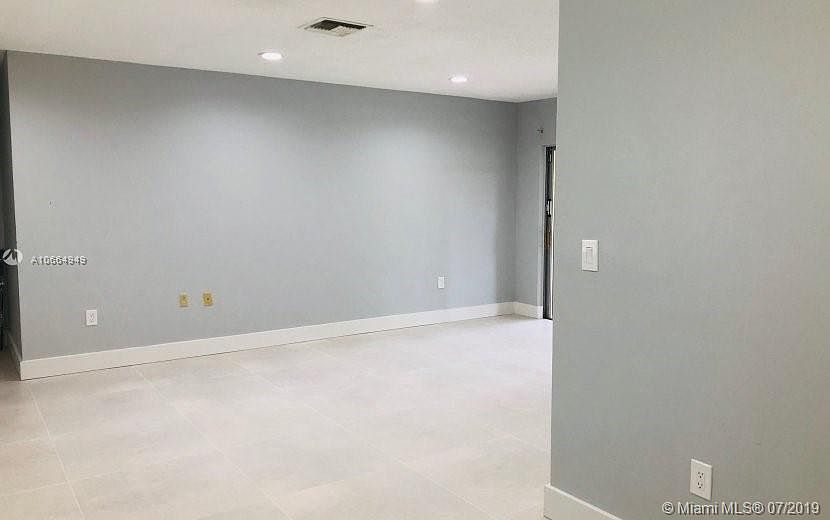 1st image of 926 Benevento Ave #930